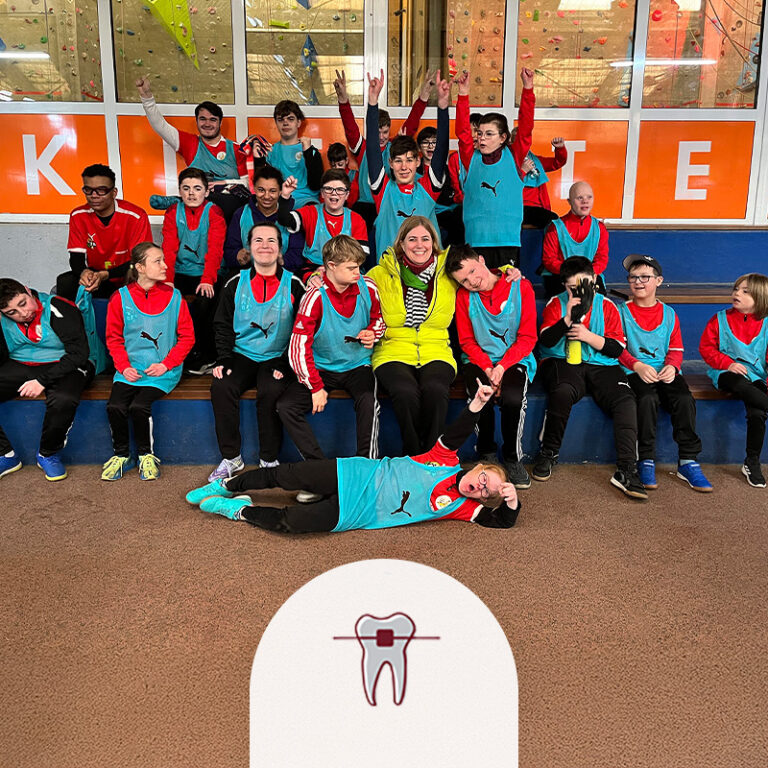 Frau Dr. Gedigk mit dem Team Bananenflanke Düsseldorf